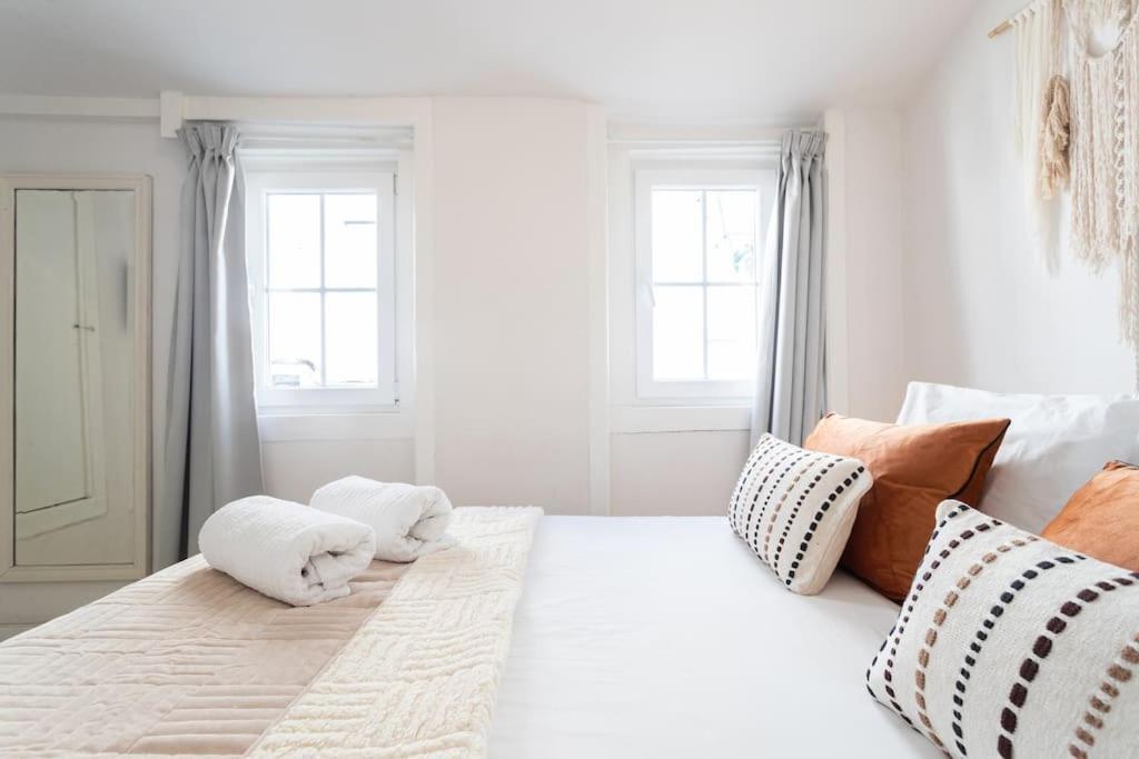 The White Suite Principe Real Лиссабон Экстерьер фото